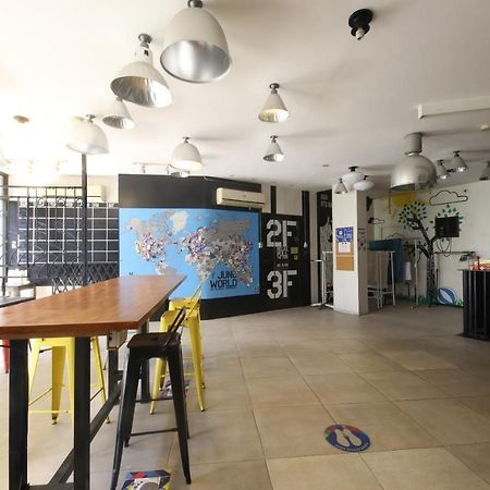 Oyo 866 Junction Hostels Manila Eksteriør billede