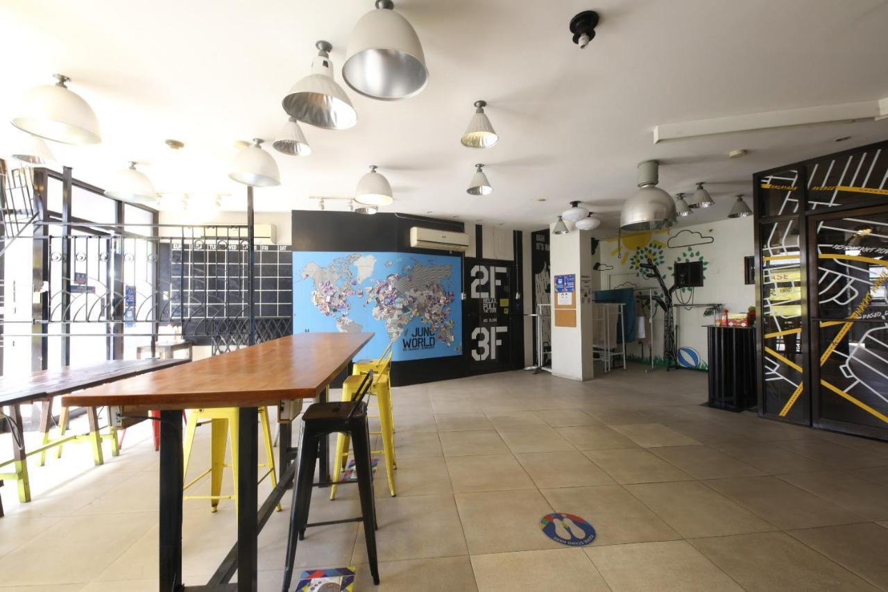 Oyo 866 Junction Hostels Manila Eksteriør billede