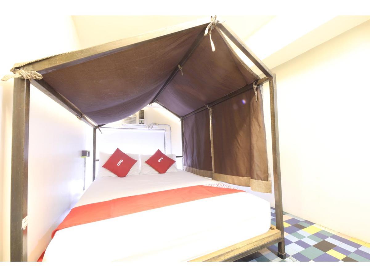 Oyo 866 Junction Hostels Manila Eksteriør billede